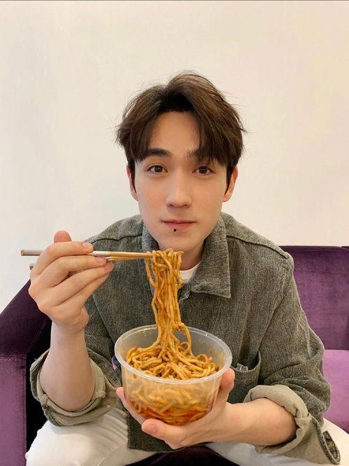 娱乐圈吃瓜爆料朱一龙,娱乐圈爆料中的神秘魅力